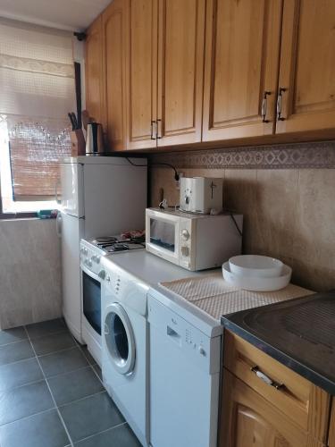 Апартамент КИМАКО 2, 100м2 на цена за хотелска стая за двама