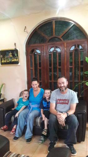 Huéspedes de Daffon Guest House