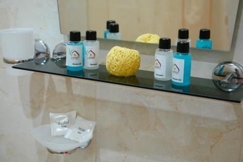  ECO-RESORT LORRET -  Room  picture :   Tea/Coffee maker    Minibar    Shower                           