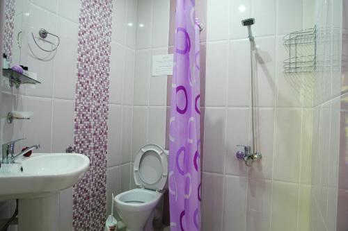  ECO-RESORT LORRET -  Room  picture :   Tea/Coffee maker    Minibar    Shower                           