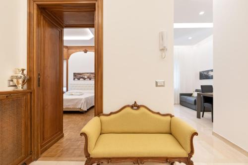 Χώρος καθιστικού στο First Class Rome Apartments