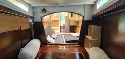 Una cama o camas en una habitación de Nave nel Bosco