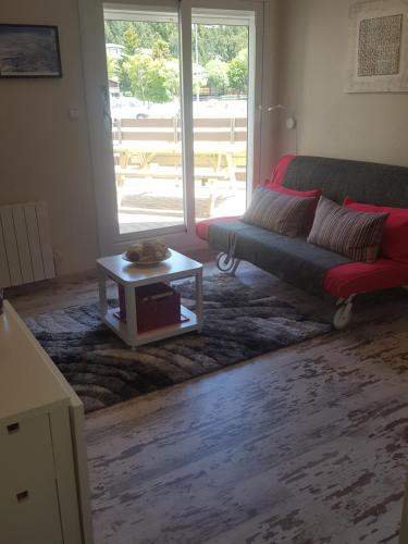 Apart T2 pied pistes Pyrénées 2000 récemment rénové Wifi