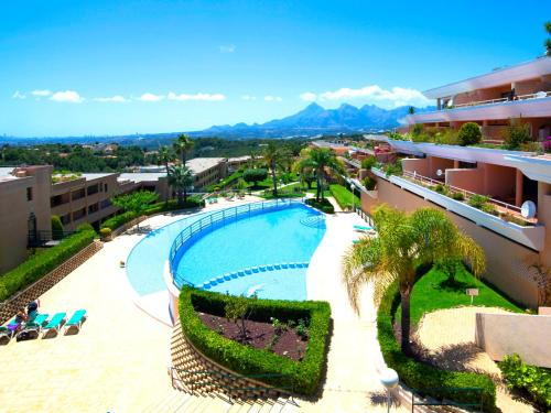 zdjęcie basenu w ośrodku wypoczynkowym w obiekcie Apartment Altea La Nova-10 by Interhome w mieście Bernia