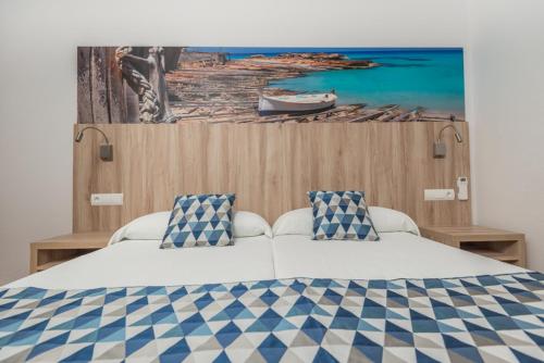 Ένα ή περισσότερα κρεβάτια σε δωμάτιο στο Apartments Niko