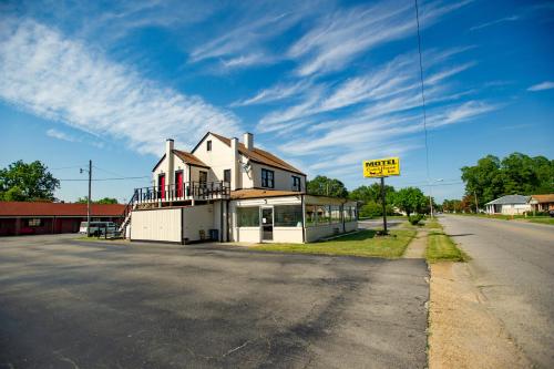 Coach House Inn – Photos 3