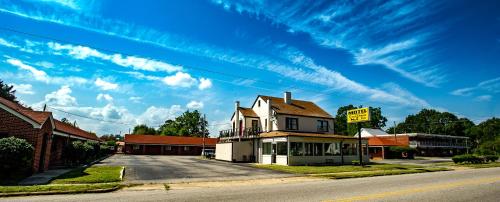 Coach House Inn – Photos 2