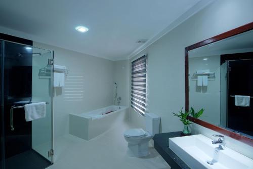 Ένα μπάνιο στο Starry Angkor Hotel