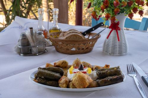 Φαγητό σε αυτός ο ξενώνας ή κάπου εκεί κοντά