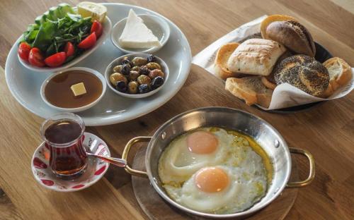 Φαγητό σε αυτό το ξενοδοχείο διαμερισμάτων ή κάπου εκεί κοντά