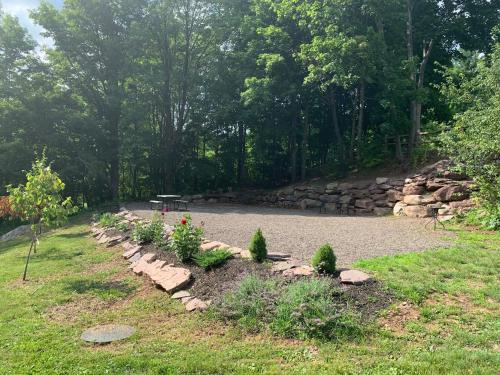 Gallery image of Georgian Garden in Windham