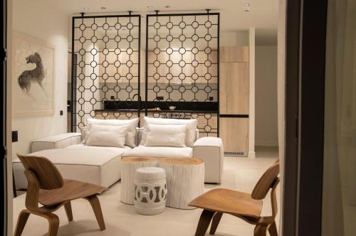 A bed or beds in a room at Glyfada South42