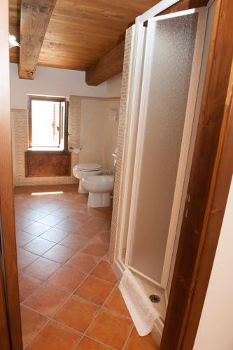 Ein Badezimmer in der Unterkunft Casa Vacanze - Affittacamere Il Tempone