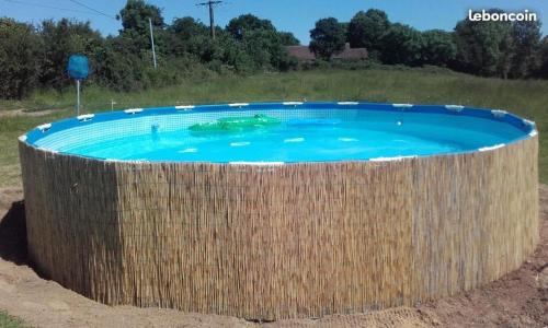 Kolam renang di atau dekat dengan Maison Ensoleillee -