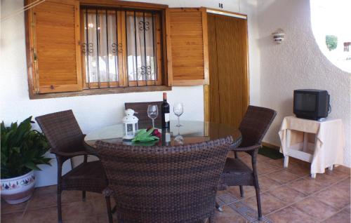 Fotografie z fotogalerie ubytování Gorgeous Home In Santa Pola With Wifi v destinaci Santa Pola