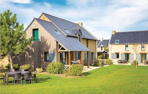 Les Hauts De La Houle