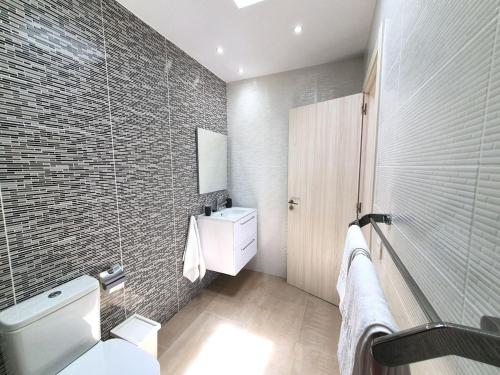 Et badeværelse på Villa New York