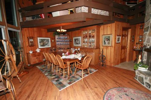 Гостиная зона в Stouffermill Bed & Breakfast