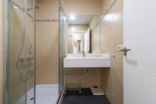 A bathroom at Living Las Canteras Homes - LAS CANTERAS PENTHOUSE