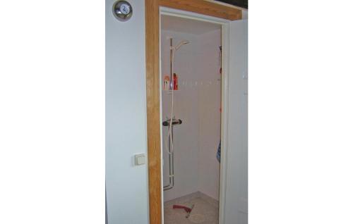 Vannas istaba naktsmītnē 1 Bedroom Cozy Home In Ronneby