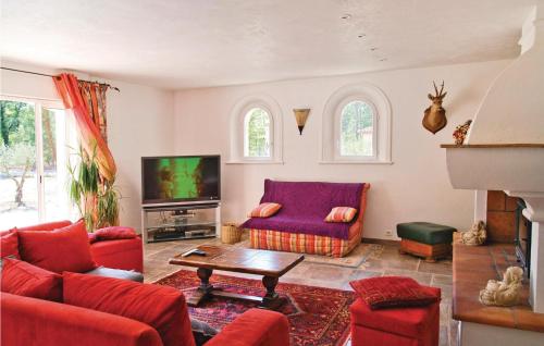 Μια τηλεόραση ή/και κέντρο ψυχαγωγίας στο Amazing Home In Callian