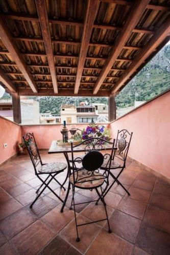 Un balcón o terraza en B&B Cinisi Vacanze