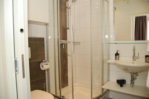 Koupelna v ubytování Haus Schraberger