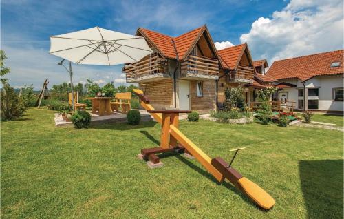 Nice Home In Licko Lesce With Wifi