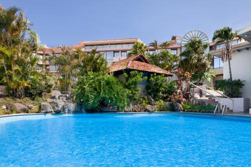 Kolam renang di atau dekat dengan Wyndham San Jose Herradura