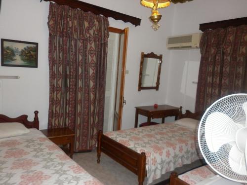 Gallery image of Miramare Hotel in Lakkíon