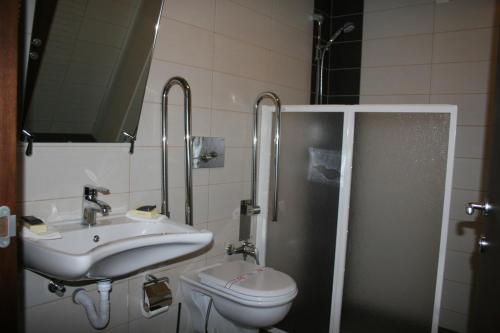 Ванная комната в Hotel Franca