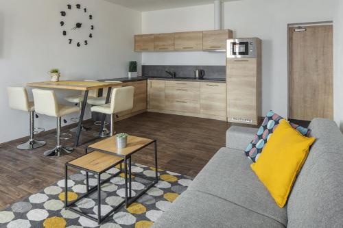 Una cocina o zona de cocina en Apartmány Anička