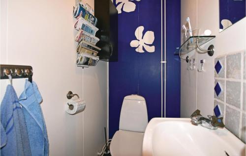 Koupelna v ubytování Amazing Home In Fagersanna With Kitchen