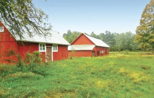 O grădină în afara Holiday Home Brändeborg Ryd
