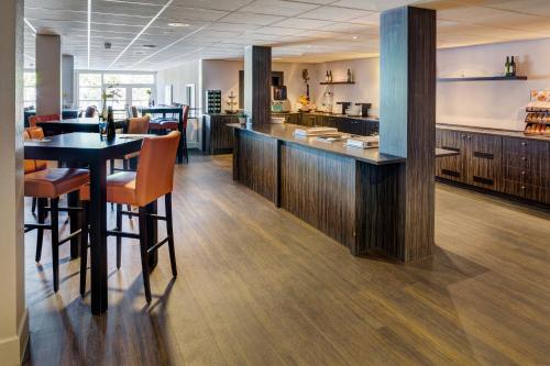 Kuchyň nebo kuchyňský kout v ubytování Fletcher Landgoed Hotel Holthurnsche Hof