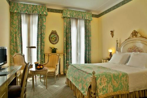 Gallery image of Hotel Avenida Palace in Lisbon