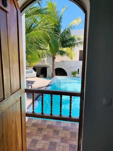 Gallery image of Cafe Central in Ilha de Moçambique