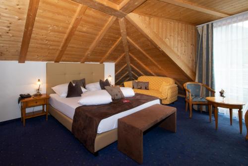 Postel nebo postele na pokoji v ubytování Hotel Engel