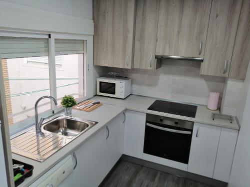 Dos Torres Frodo - Parking privado gratis