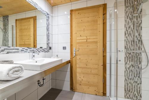 Ένα μπάνιο στο Chalet l'Arolle