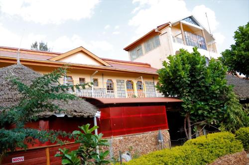Pine Breeze Getaway Lukenya – Photos 3