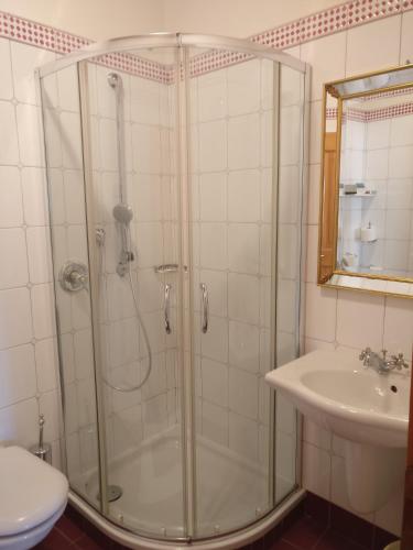 Koupelna v ubytování Schlosshotel Aehrental