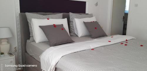 Ένα ή περισσότερα κρεβάτια σε δωμάτιο στο APARTMAN FELICE