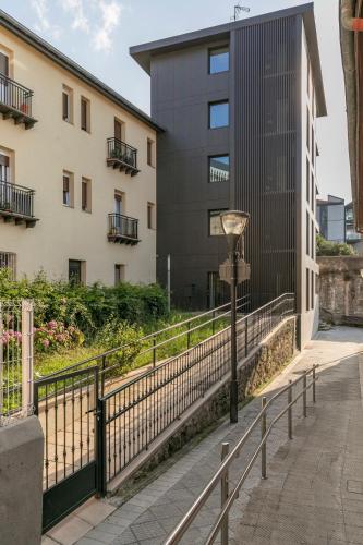 Riverside by Forever Rentals