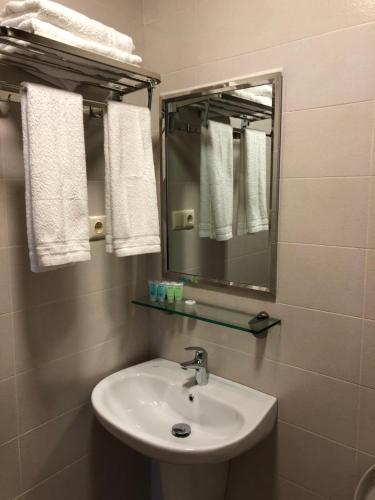 Bany a M-Rooms