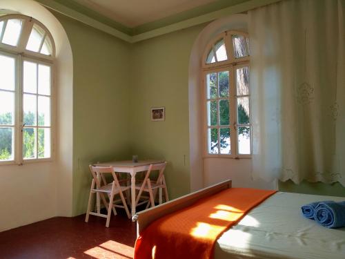 Gallery image of Romantic rooms with stunning sea view in Rhodes Town