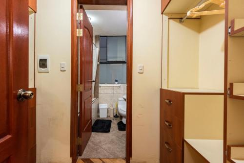 Phòng tắm tại Espacioso confortable apartamento familia