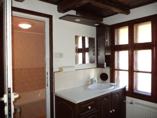 Gambar di galeri bagi Bella House di Hlevene