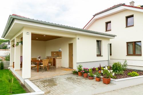 Budova, kde se bed and breakfast nachází