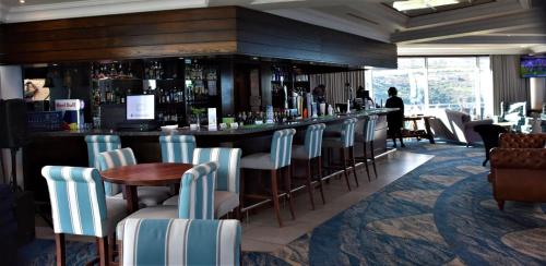 White Water Retreat - Pinnacle Pointにあるレストランまたは飲食店